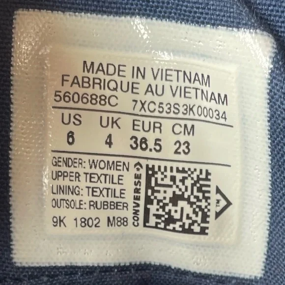 Converse Chuck Taylor Madison Ox Polka Dot Sneakers - Picture 9 of 9